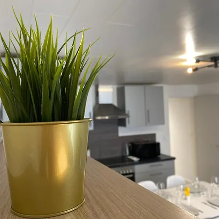 Appart Hotel - Les Cosy De Nancy - Place Du Marche, Proche Gare Nancy