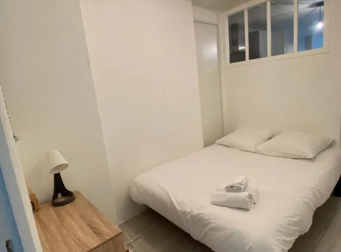 - Les Cosy De - Place Du Marche, Proche Gare Апартаменты *